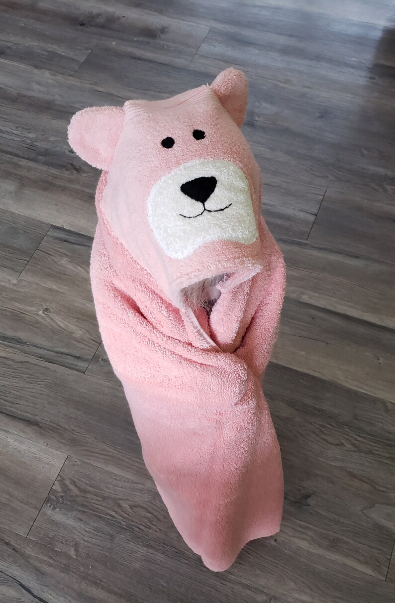 Hooded animal towel. Hooded bear towel. Pink hooded bath Etsy