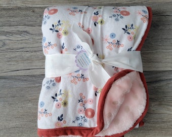 Baby girl shower gift. Baby girl blanket flowers. Pink polka-dots blanket. minky blanket baby girl/girl toddler security blanket. Baby gift