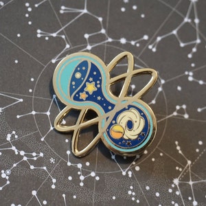 Galatische Sanduhr | Stellar Hard Emaille Pin | Galaxy Themen ätherische Schmuck