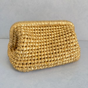 Gold Metallic Clutch Gehäkelte Wolkentasche Abendtasche Tasche Gestrickte glänzende Tasche Metallic Geldbörse Raffia Clutch Tasche Handgefertigte Luxustasche