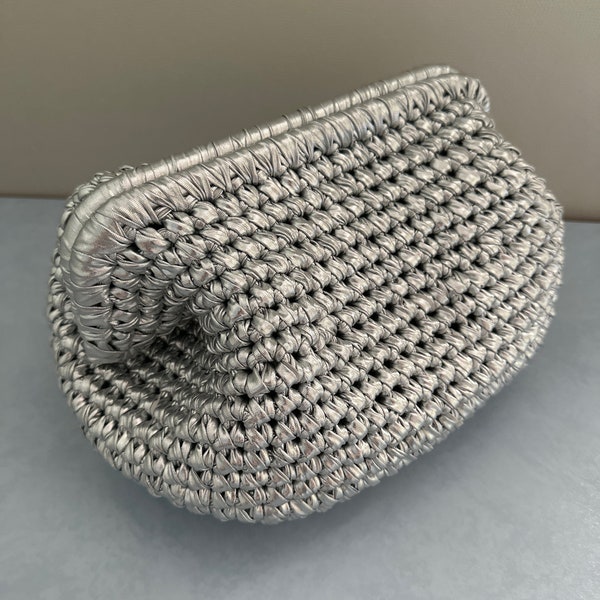 Crochet pochette argent métallisé pochette raphia pochette pour femmes soirée tricoté nuage sac pochette sac fait main sac de luxe cadeau pour les femmes