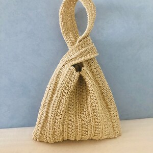 Raffia Knot bag Japanese knot bag in beige Raffia wristlet handbag Hobo bag Crochet summer wrist bag Handmade Pouch Purse Straw bucket bag image 4