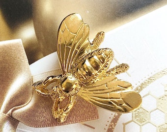 VINTAGE brooch – Bee