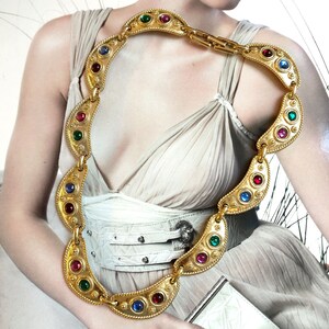 VINTAGE ketting - blauw fuchsia rood en groen cabochon schildstijl