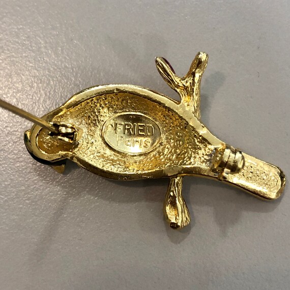 Fashion Sparrow Bird Pin with Crystal Accents Gold Tone Fashion Sparrow Bird Pin with Crystal Accents Gold Tone