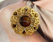 ナンバーナイン　ブローチ VINTAGE SPHINX Brooch - Neo Classic Round Brown Crystal - Etsy