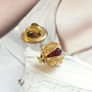 完璧すぎて可愛げがない ヴィンテージブローチ 日本 Etsy - ラウンド - アクセサリー