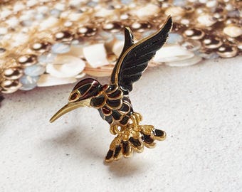 【希少・美品】Carven カルヴェン ブローチ バタフライモチーフ ゴールド 希少・美品】Carven カルヴェン ブローチ バタフライモチーフ ゴールド