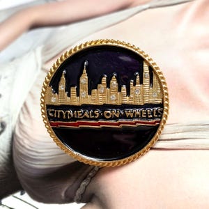 Butler and wilson vintage brooch - Etsy 日本