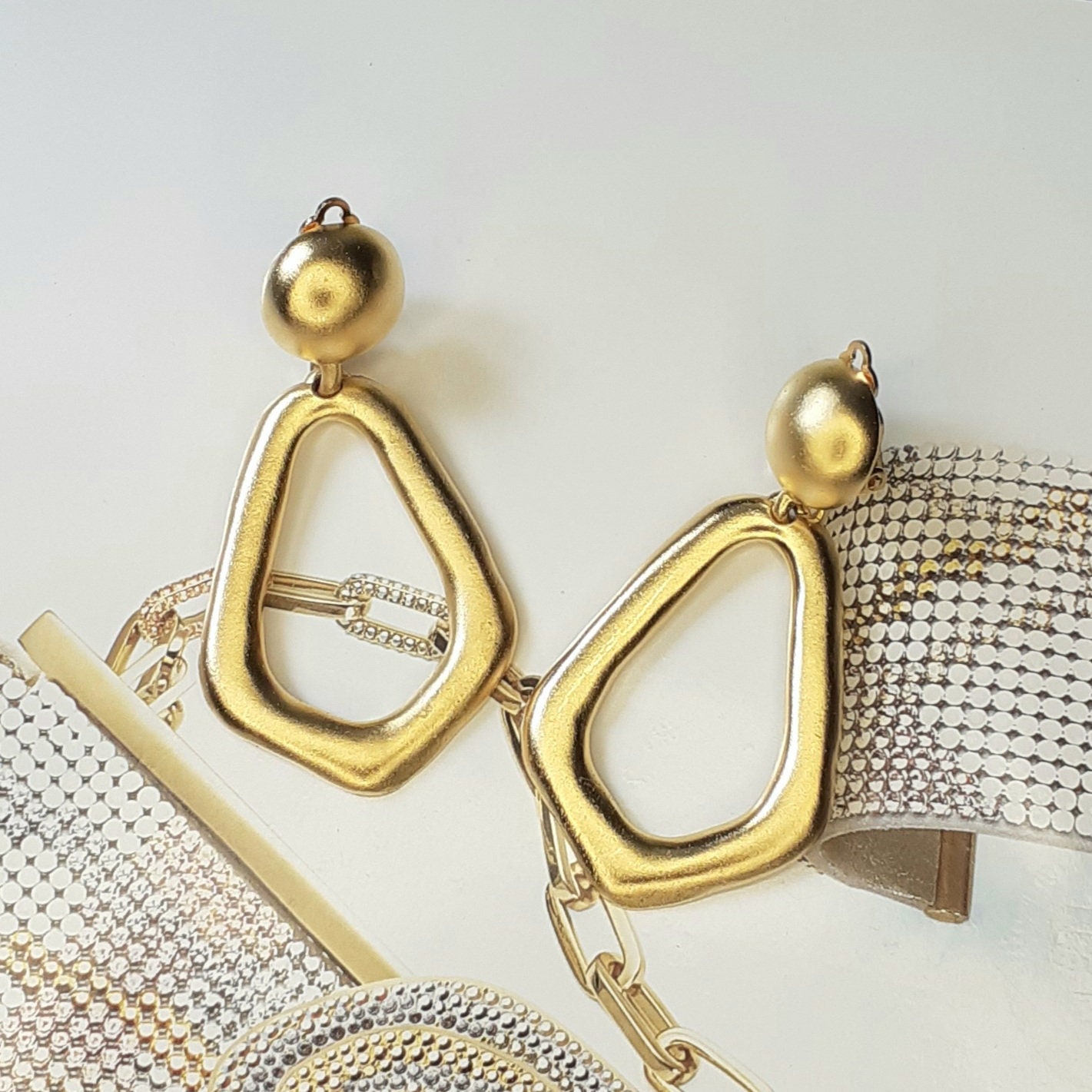 VINTAGE Clip-on Earrings - Drop Shape