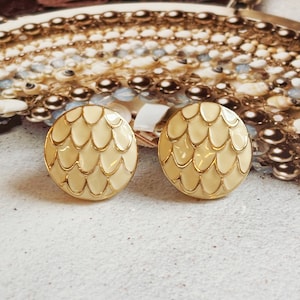 VINTAGE Clip-on Earrings – Round Beige White