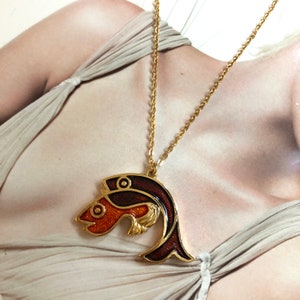 VINTAGE Necklace – Brown Orange Fish