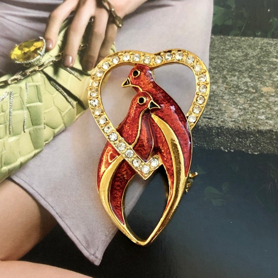 Vintage sphinx brooches online