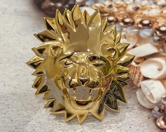 VINTAGE brooch – Lion