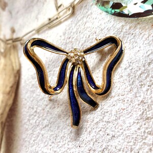 Broche Vintage Gros Nœud – Bijou Rétro Fantaisie Pour Collection