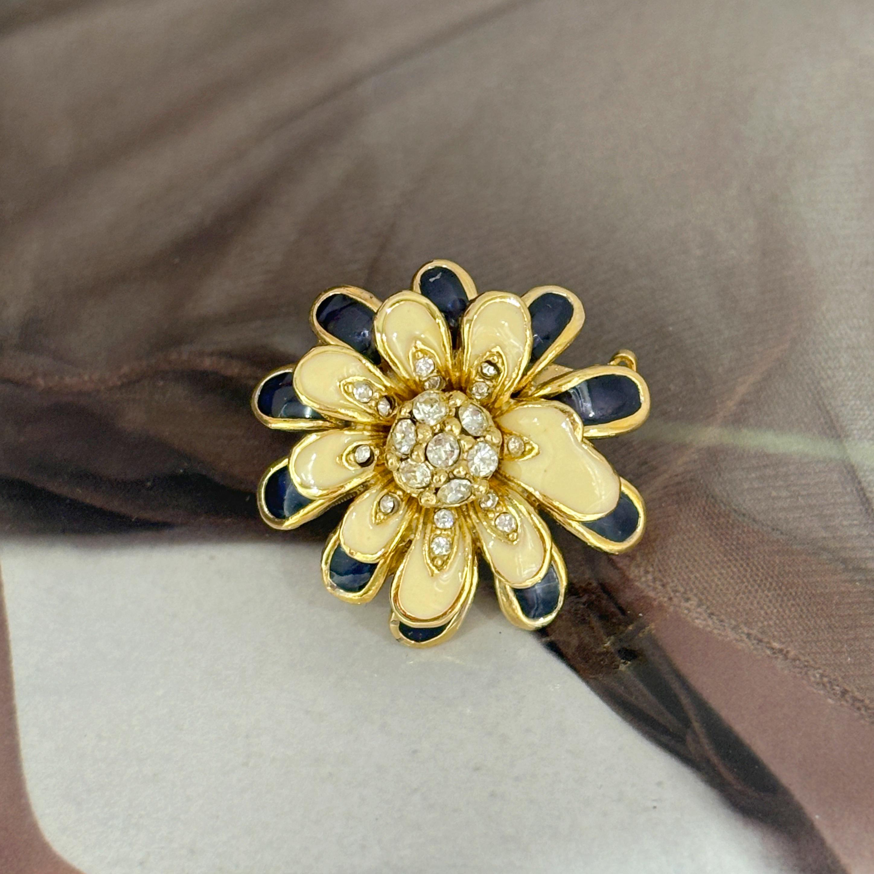 Broche Fantaisie En émail - Motif Fleur F1014 - Occasion