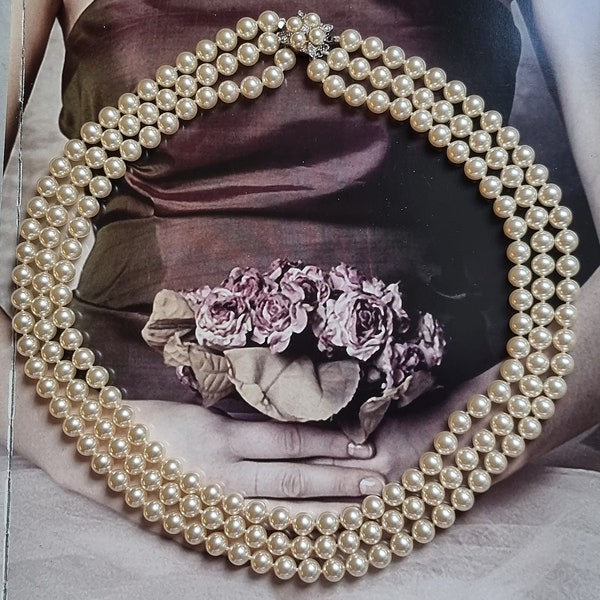 VINTAGE necklace - 3 rows pearl