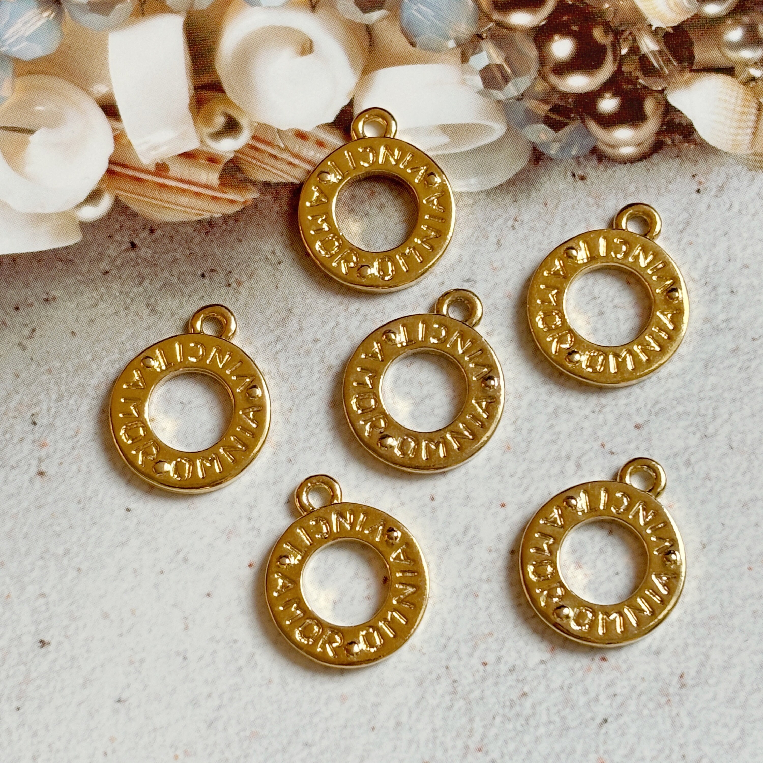 Amor Vincit Jewelry - Etsy