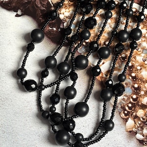 VINTAGE Necklace - Black Pearl Long Necklace