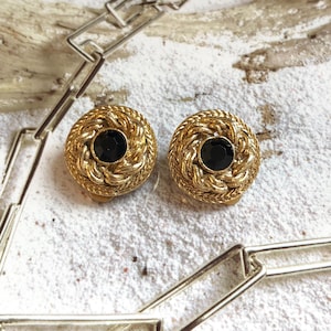 Vintage Sphinx Clip-On Earrings - Round Black Crystal