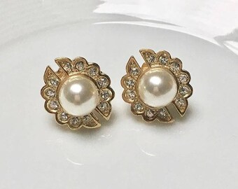 Boucles d'Oreilles Percées VINTAGE SPHINX - Fleur Perle