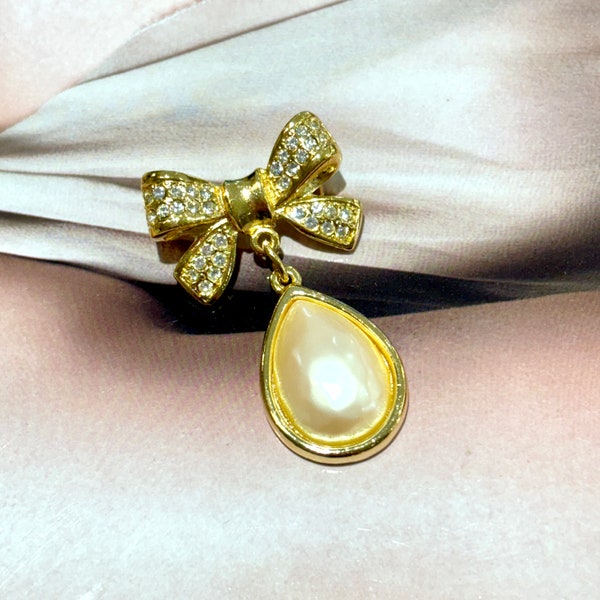 Broche VINTAGE – Noeud Perle