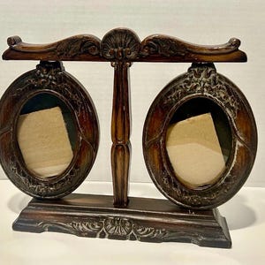 Vintage Double Oval Frame Table Top Frame Wood Intricate Floral Victorian