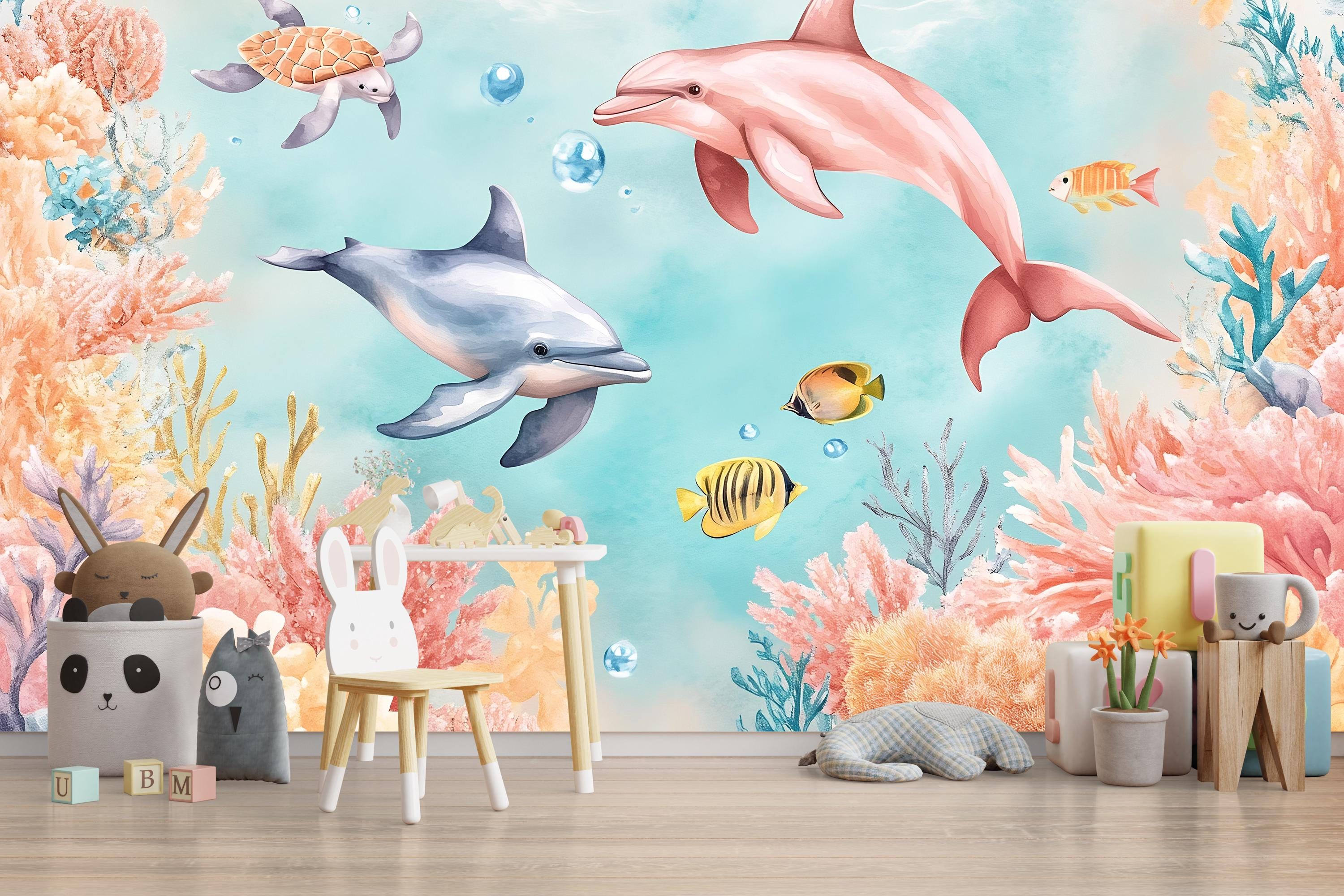 カラフルなイルカの壁画 - 魚とサンゴの海の水中子供用壁紙 Vn985