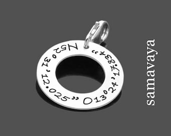 Ciondolo con coordinate GEO Ciondolo in argento 925 con incisione delle coordinate del luogo preferito