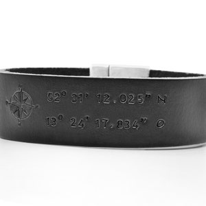 Men's bracelet coordinates leather bracelet personalized A GOOD PLACE to BE wind rose compass engraving favorite place location leather jewelry men image 4