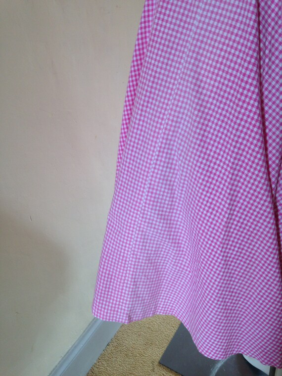 1950's pink gingham dress with circle skirt - image 9