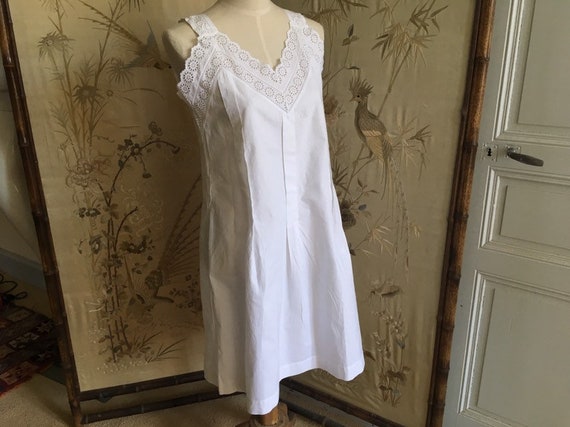 Edwardian white cotton lace dress - image 8