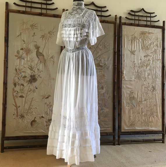 Edwardian white cotton and lace dress - image 10