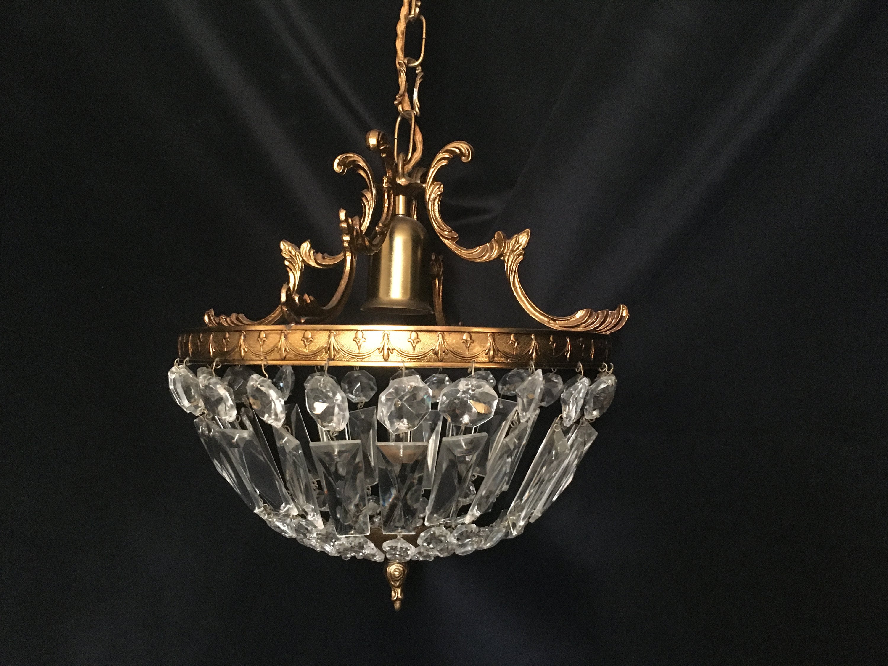 Lustre en Cristal Forme de Montgolfière