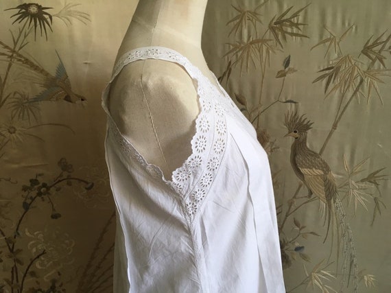 Edwardian white cotton lace dress - image 4