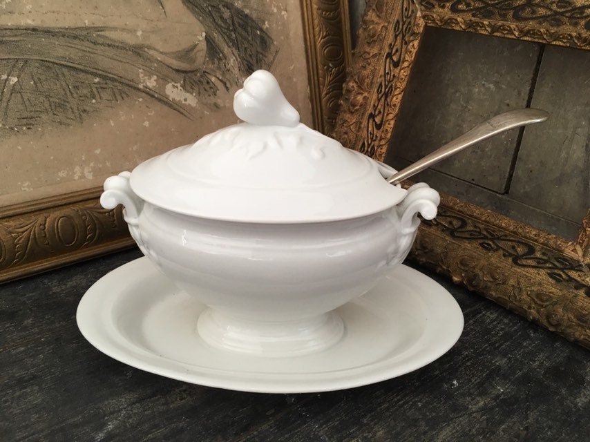 Plat Antique de Compote Porcelaine ou Bateau Sauce