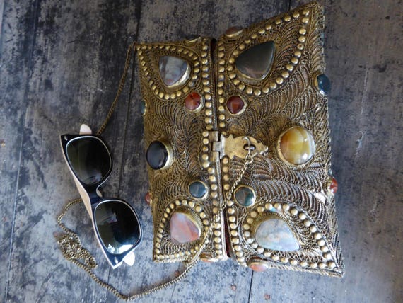 Vintage 70's evening bag - image 8