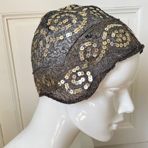 Chapeau cloche des années 1920 à paillettes image 4