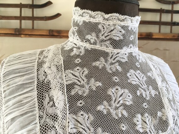 Edwardian white cotton and lace dress - image 7