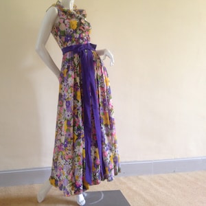 1960&#39;s long flower print dress with ruffles