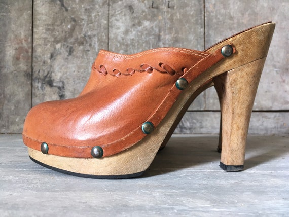 70s clogs heels