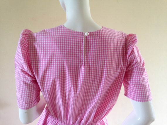 1950's pink gingham dress with circle skirt - image 8