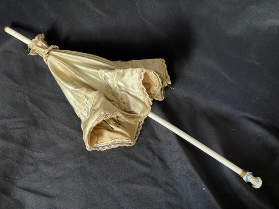 Antique silk publicity parasol - image 3