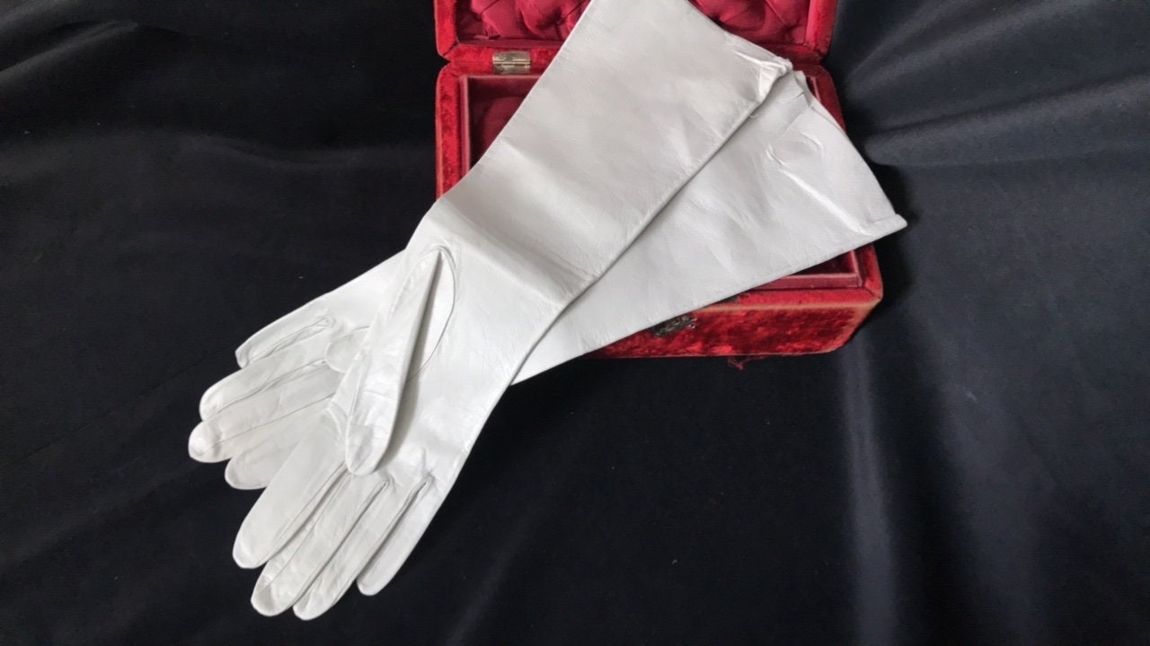 Vintage Pale Grey Leather Gloves Unworn Etsy