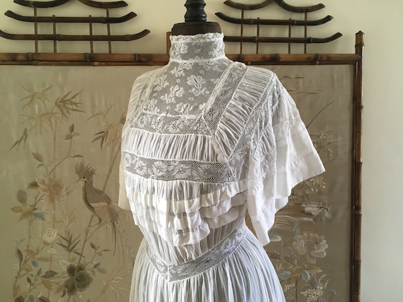 Edwardian white cotton and lace dress - image 1