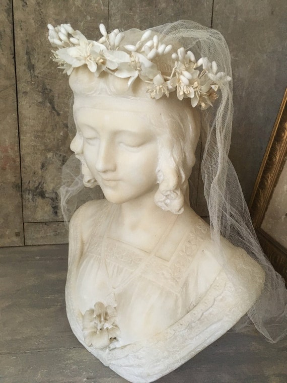 Antique wedding tiara with veil