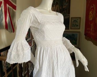 1970s prairie dress