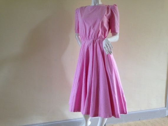 1950's pink gingham dress with circle skirt - image 5