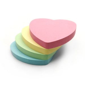 Heart Shape Sticky Notes 4 Color Pastel Colorful Sticky Pad 25 Sheets/Pad  Self-Sticky Note Pads,Random Color