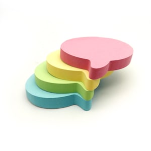 Speech Bubble Sticky Notes / Pastel Post It Notes / Memo Pads of 100 Pages Each (76x76mm) / Great for Studying, Reminders & To Do Lists